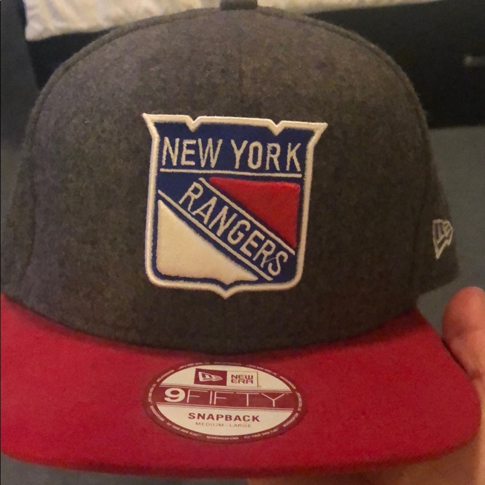 New York rangers snap back